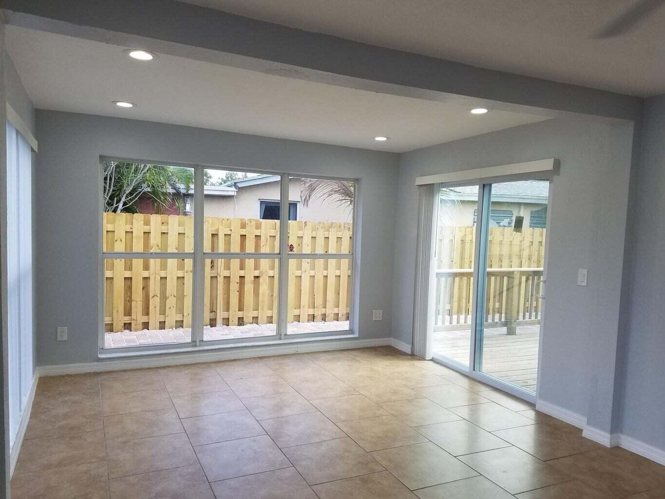 LAKE BOYNTON ESTS PL 1 - Residential Lease