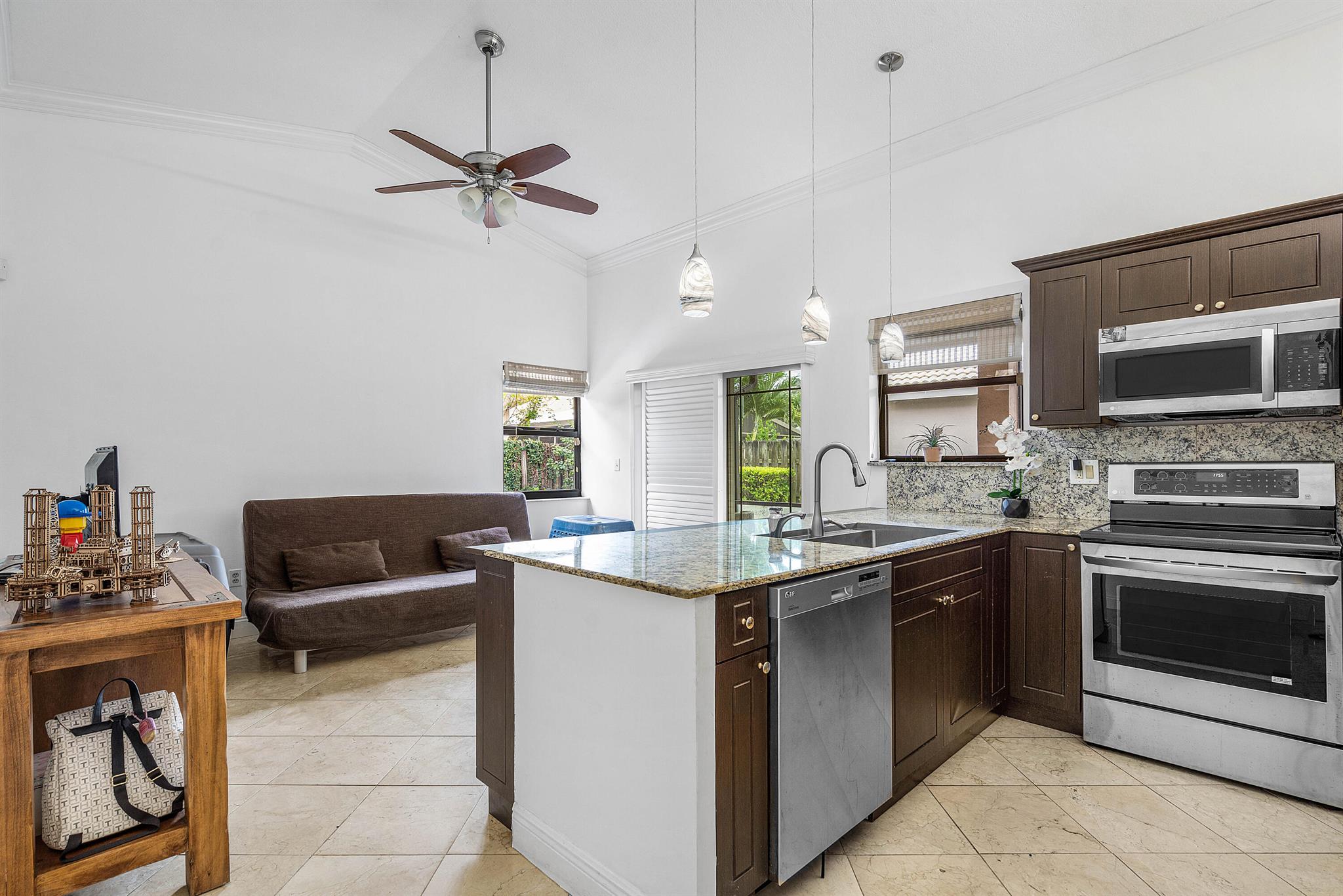 Falcon's Lea - Residential