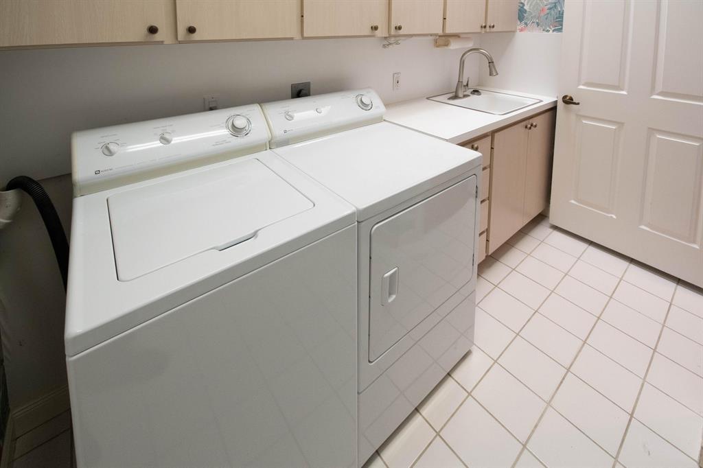 OAKS EAST - Residential