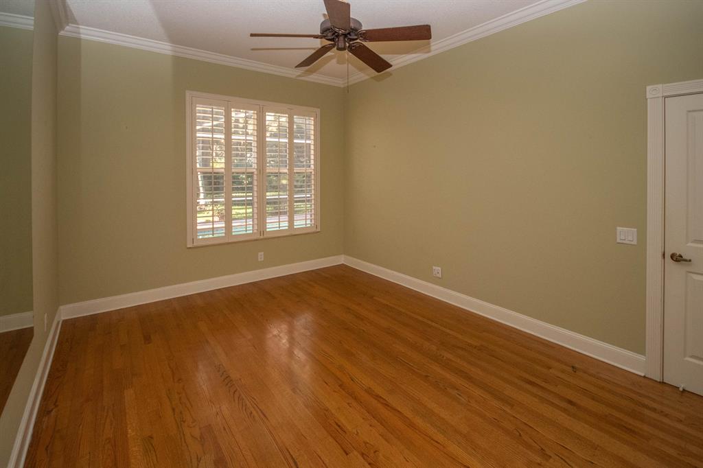 OAKS EAST - Residential