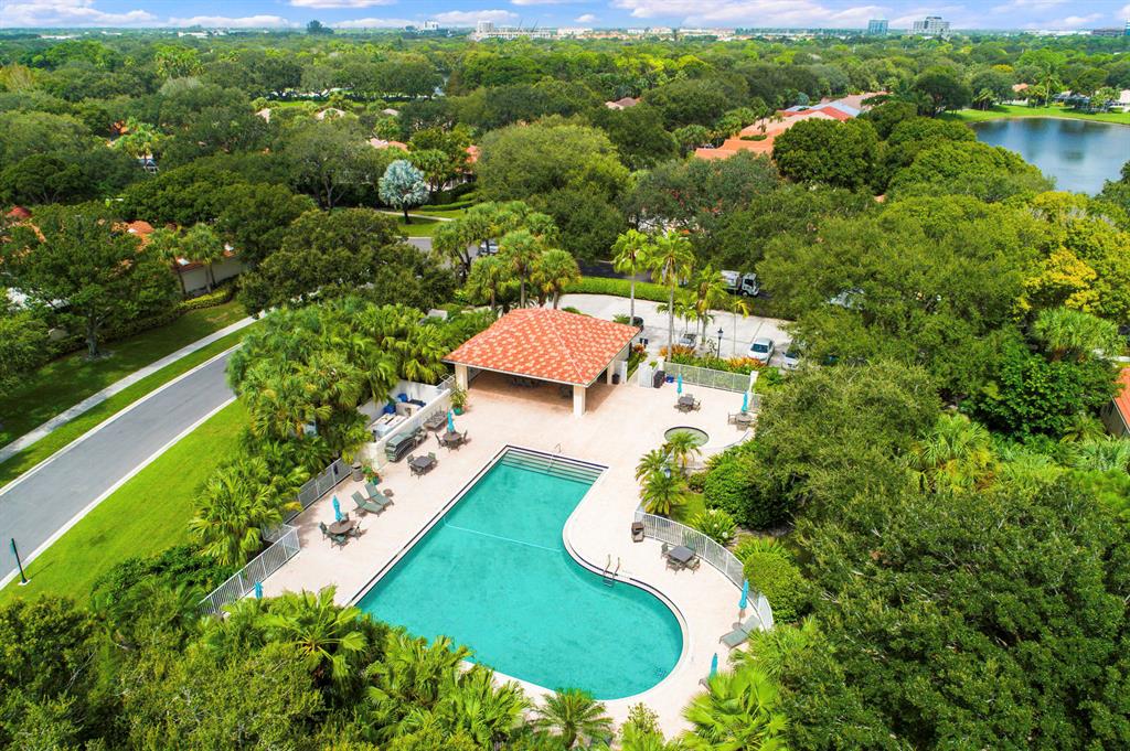 OAKS EAST - Residential