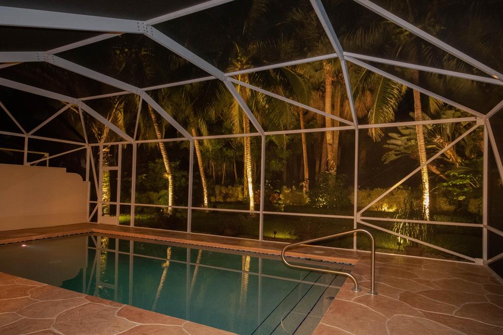 OAKS EAST - Residential