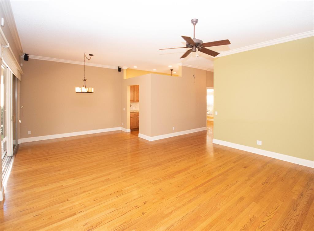 OAKS EAST - Residential