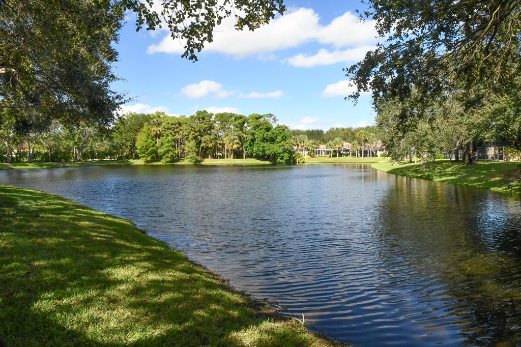 OAKS EAST - Residential