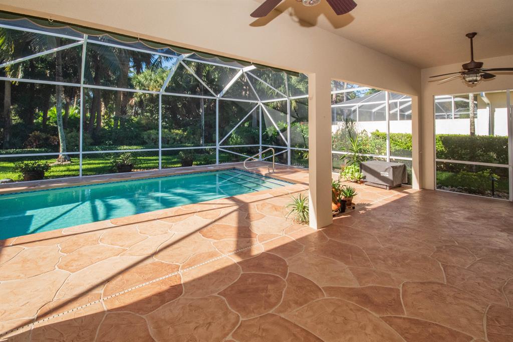 OAKS EAST - Residential