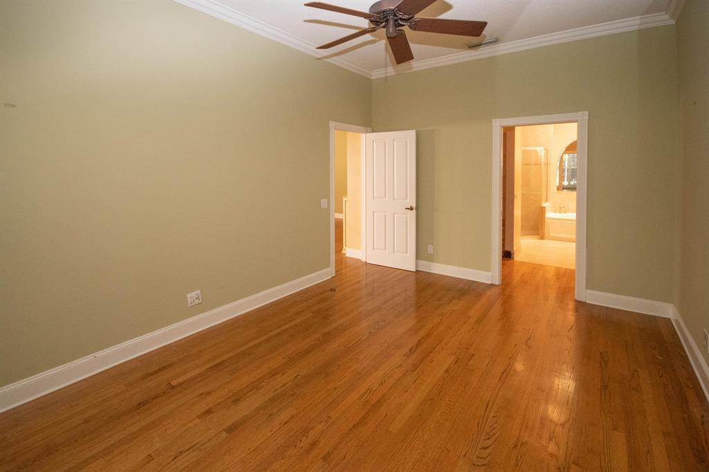 OAKS EAST - Residential