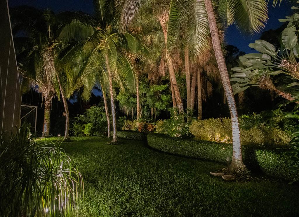 OAKS EAST - Residential