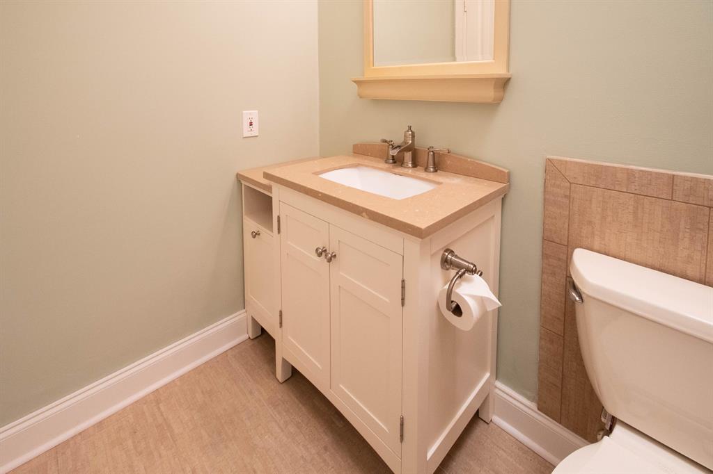 OAKS EAST - Residential