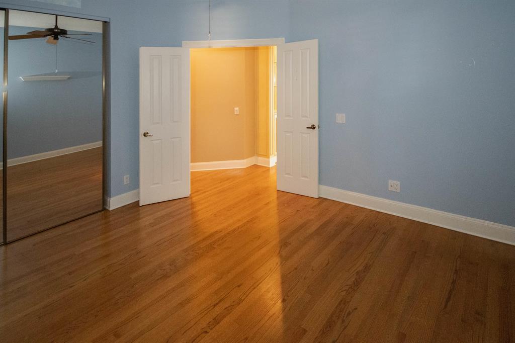 OAKS EAST - Residential