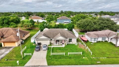 A home in Port St Lucie