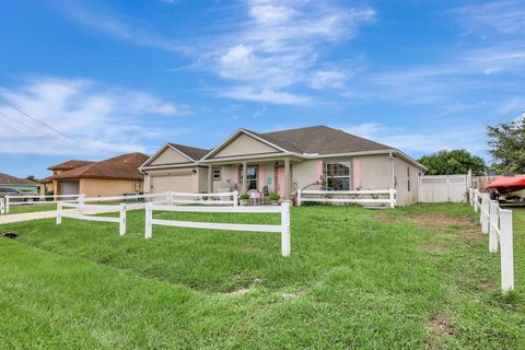 A home in Port St Lucie