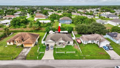 A home in Port St Lucie