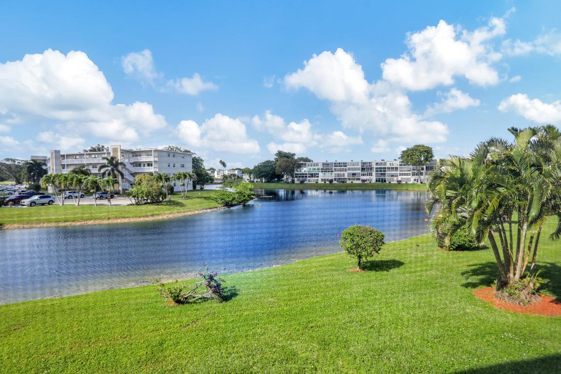 ASHBY D CONDO - Residential