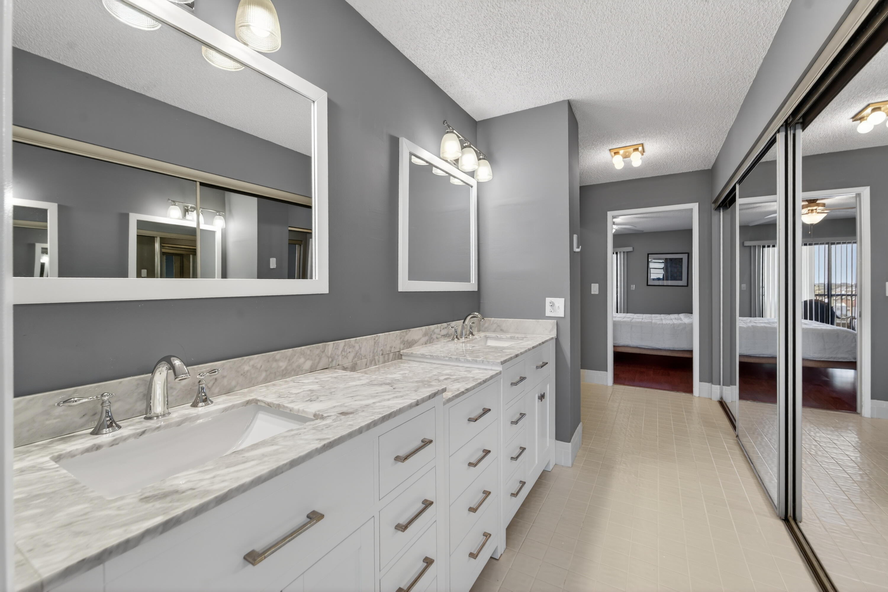 HUNTINGTON TOWERS CONDO - Residential