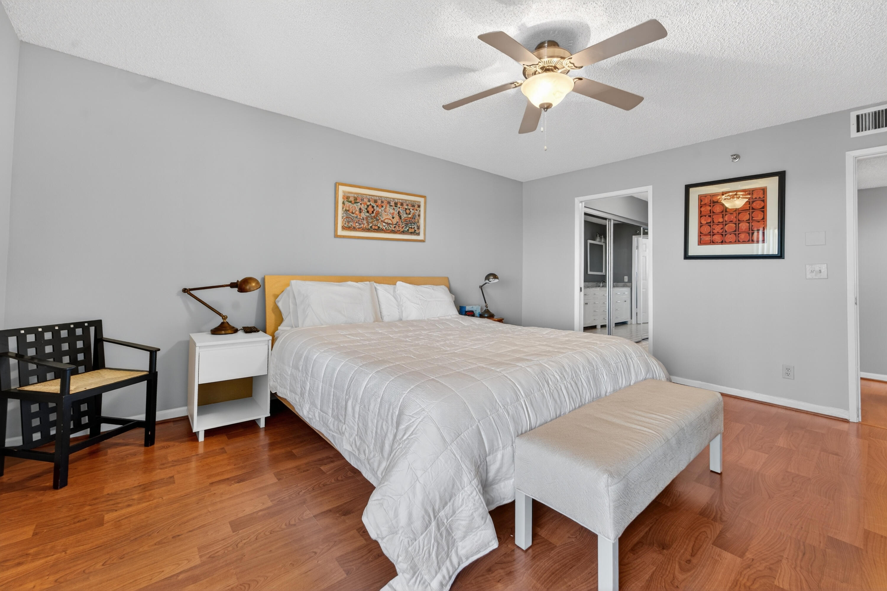 HUNTINGTON TOWERS CONDO - Residential