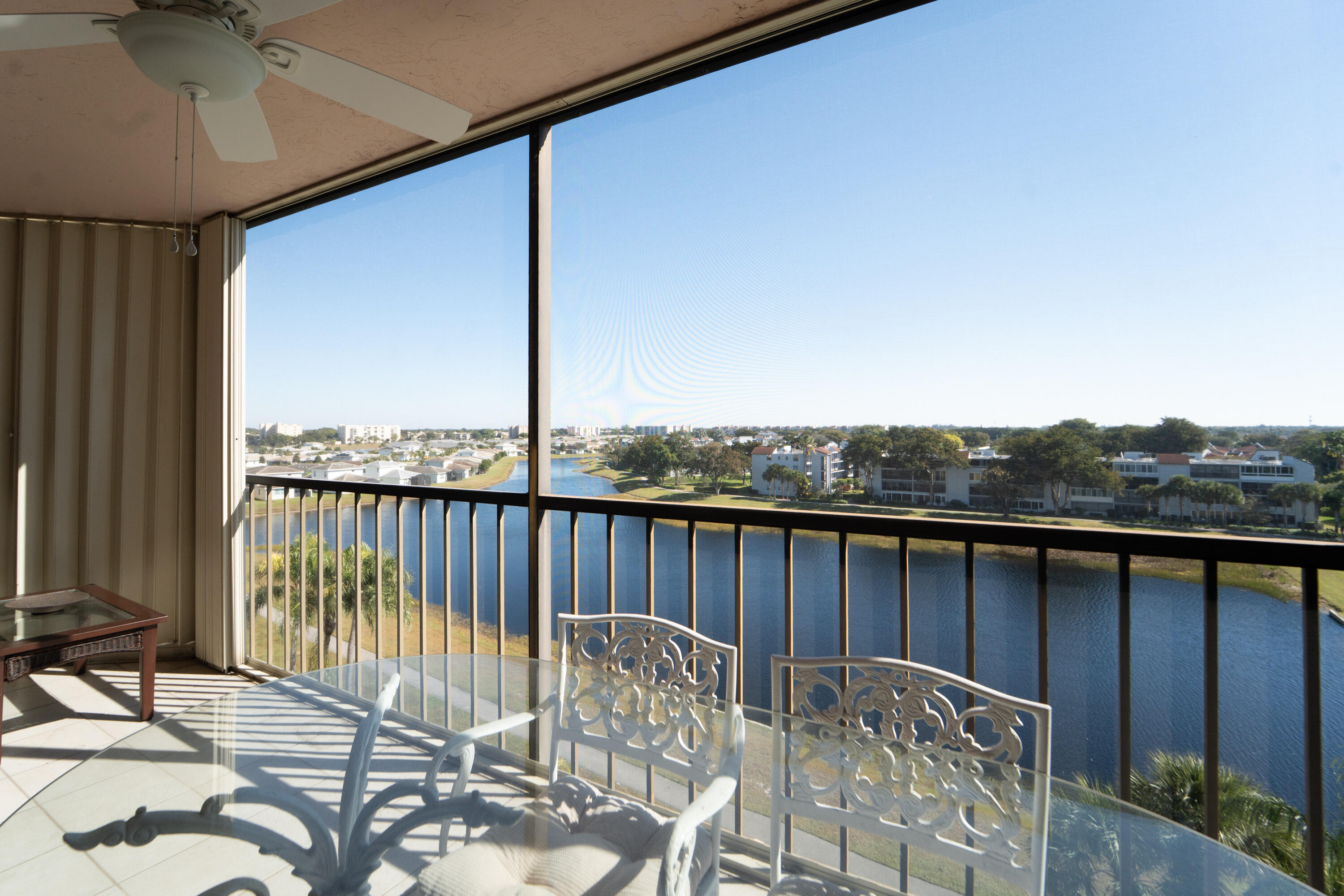 HUNTINGTON TOWERS CONDO - Residential