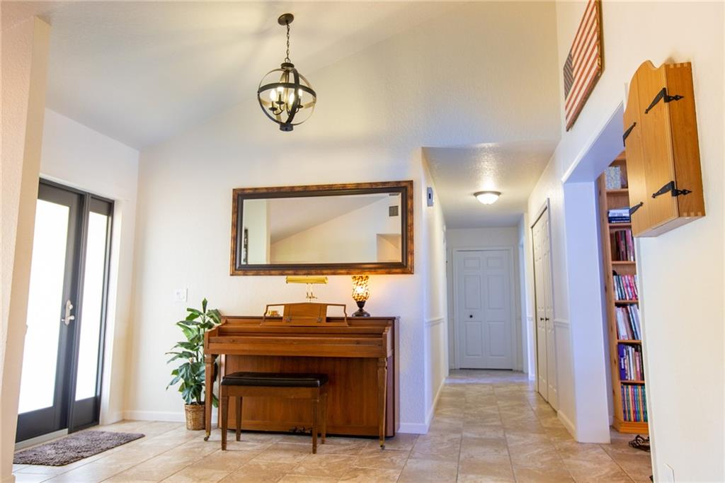 SHADOW WOOD - Residential