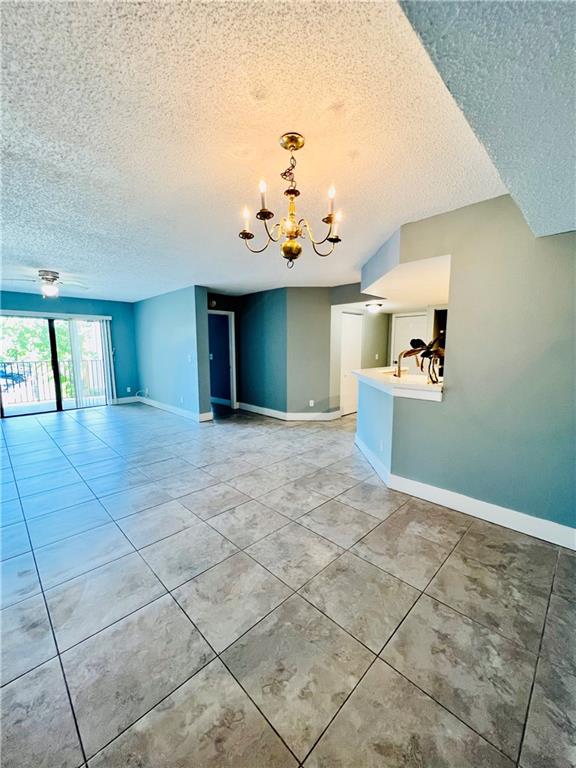 VISCONTI CONDOMINIUM - Residential