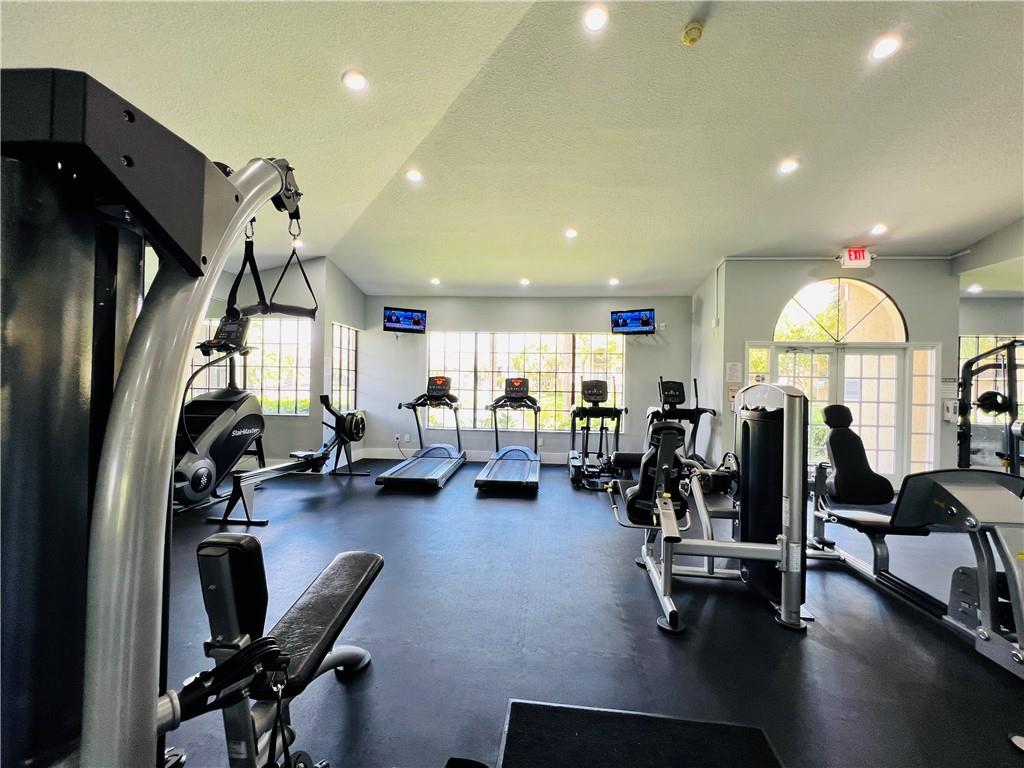 VISCONTI CONDOMINIUM - Residential