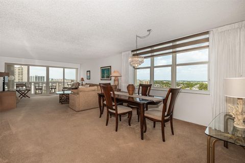 Condominium in Pompano Beach FL 1012 Ocean Blvd Blvd 10.jpg