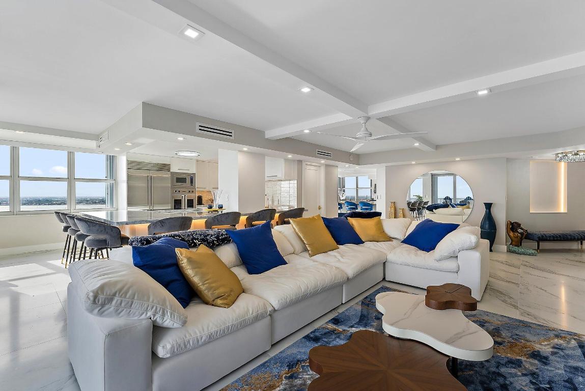 CORNICHE CONDO - Residential Lease