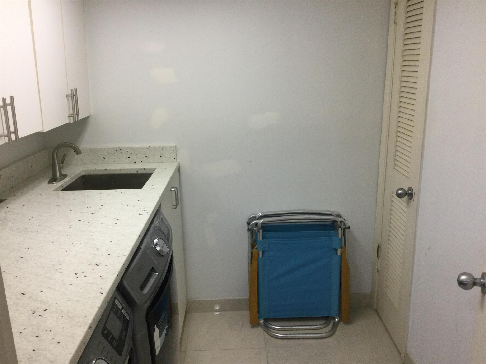 REACHES CONDO - Residential Lease