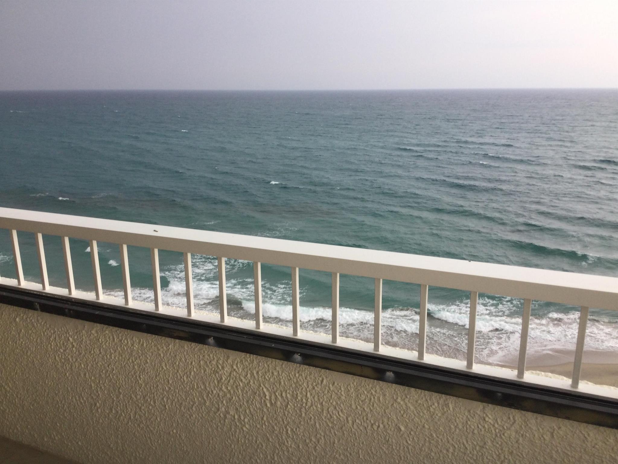 REACHES CONDO - Residential Lease