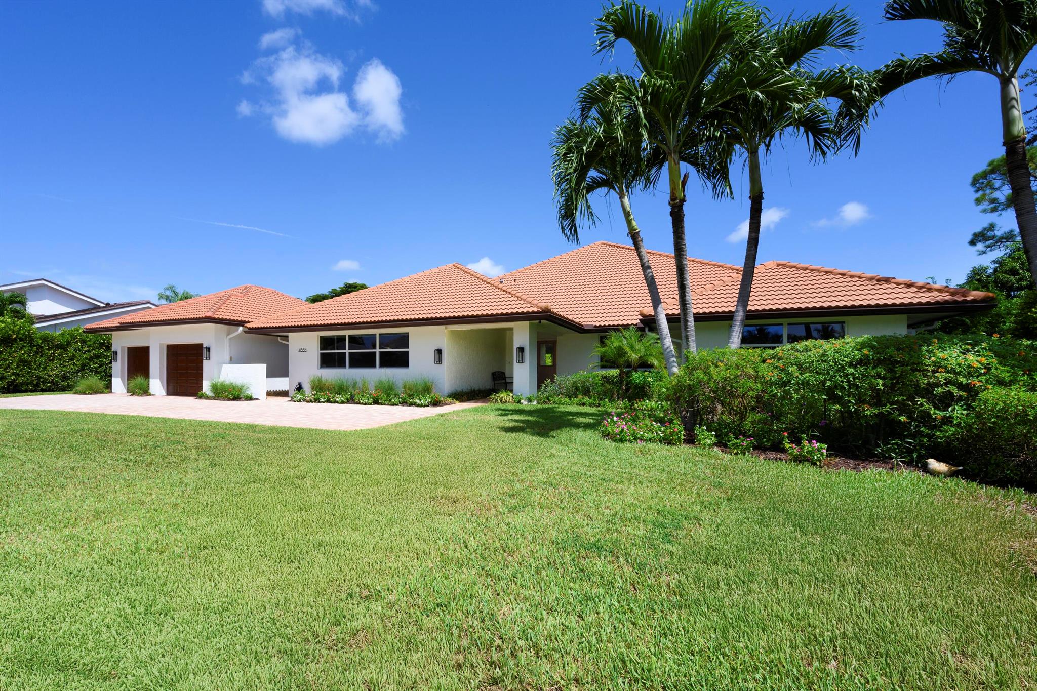 4535 Oak Tree Court
