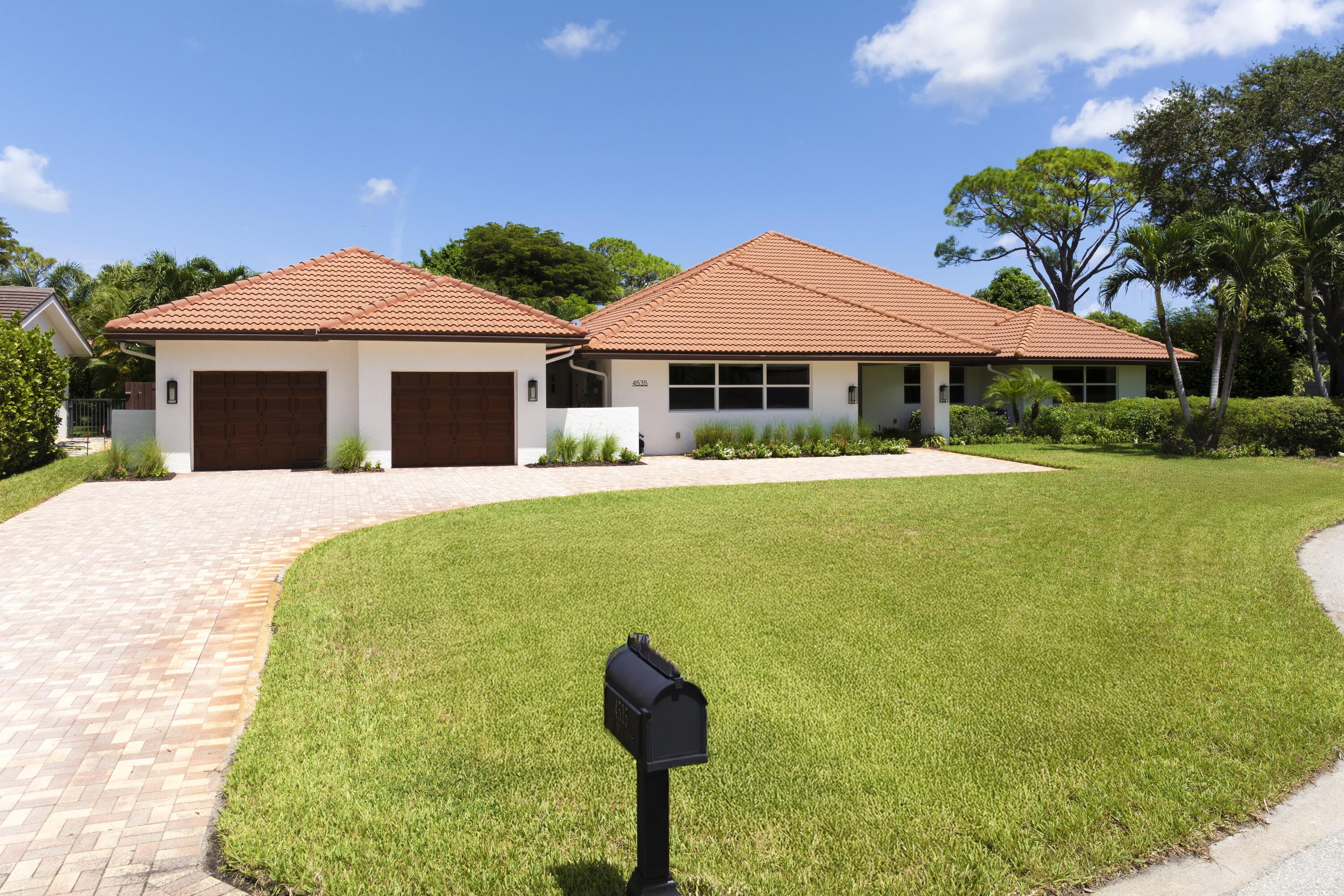 4535 Oak Tree Court