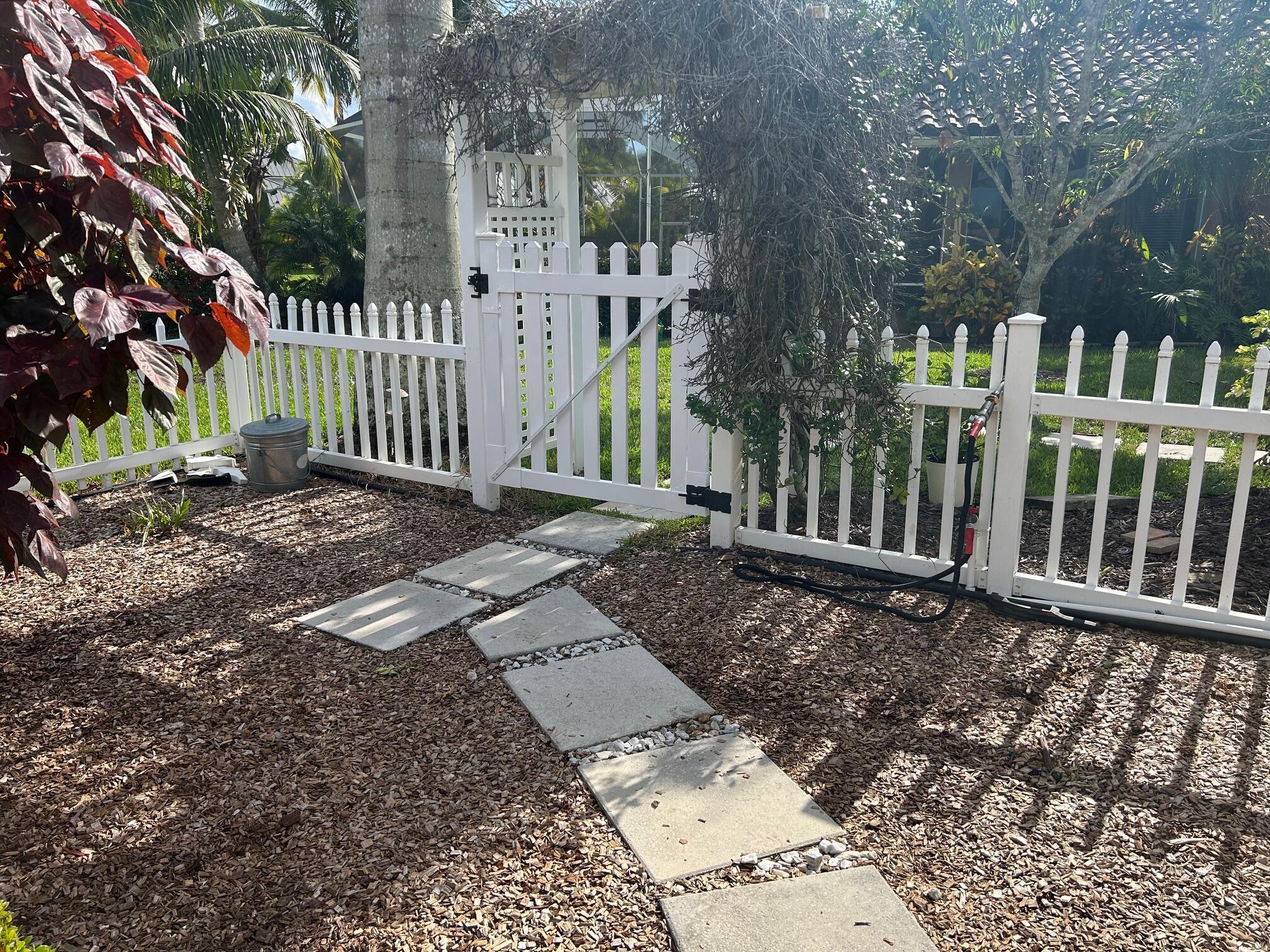 LAKE GROVE - Residential Lease