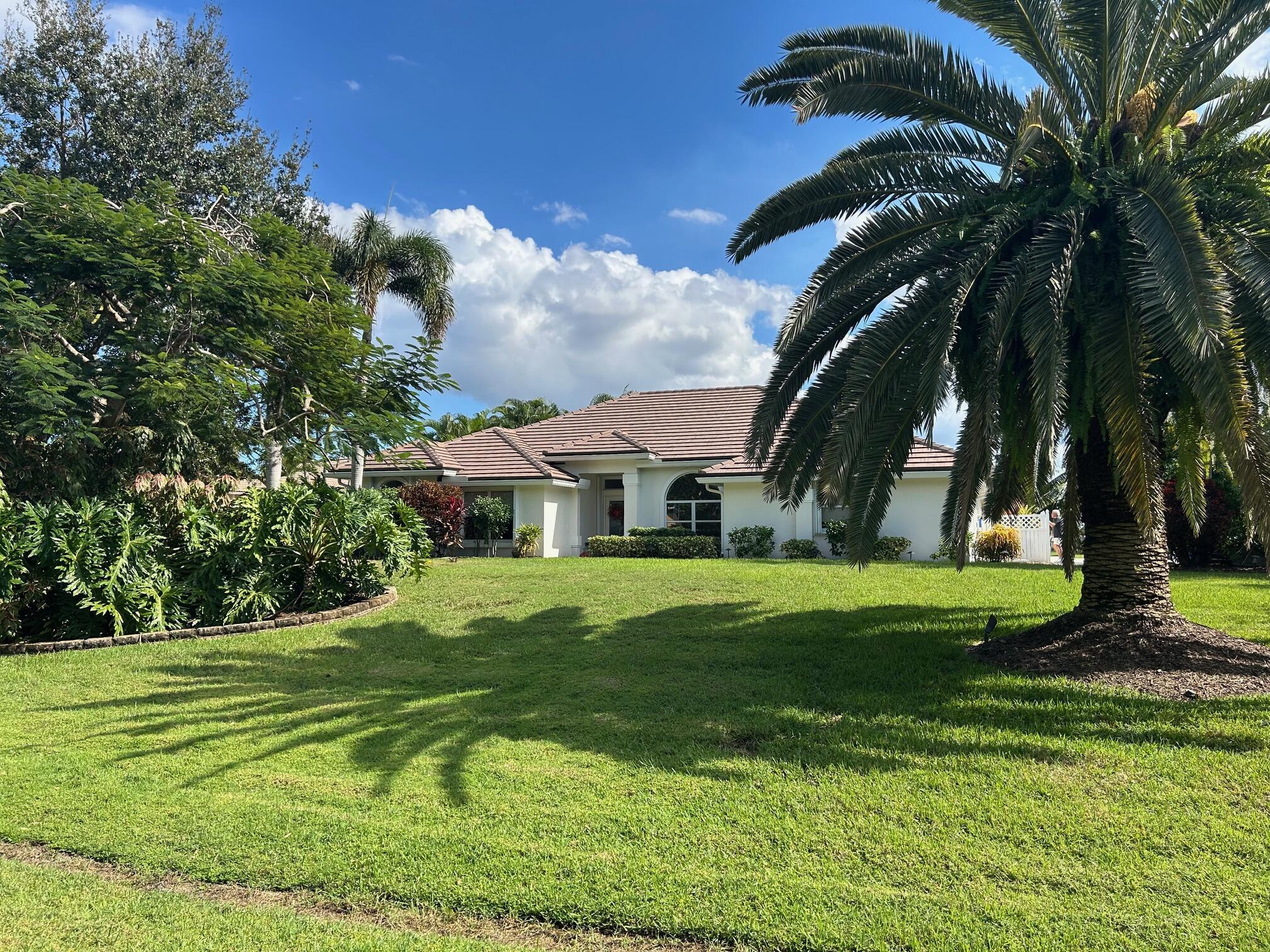 LAKE GROVE - Residential Lease