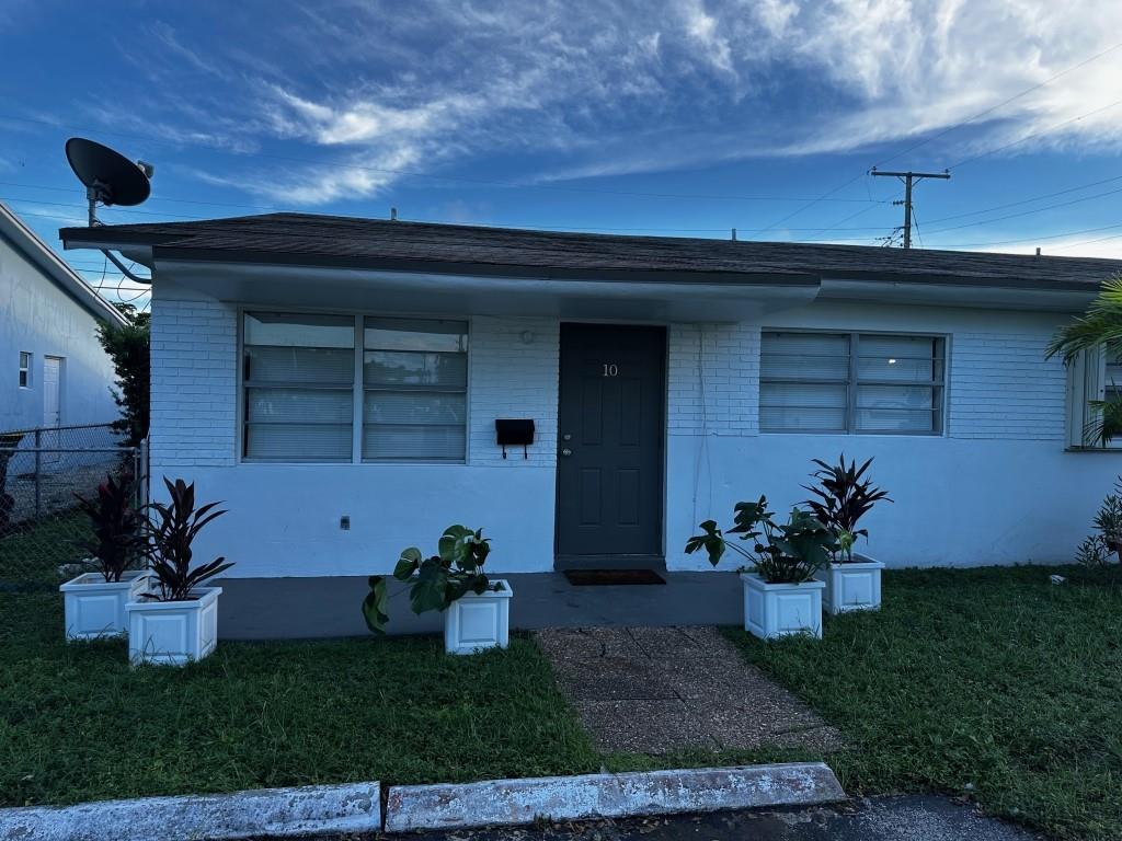 Dixie Way 12-4 B - Residential Lease