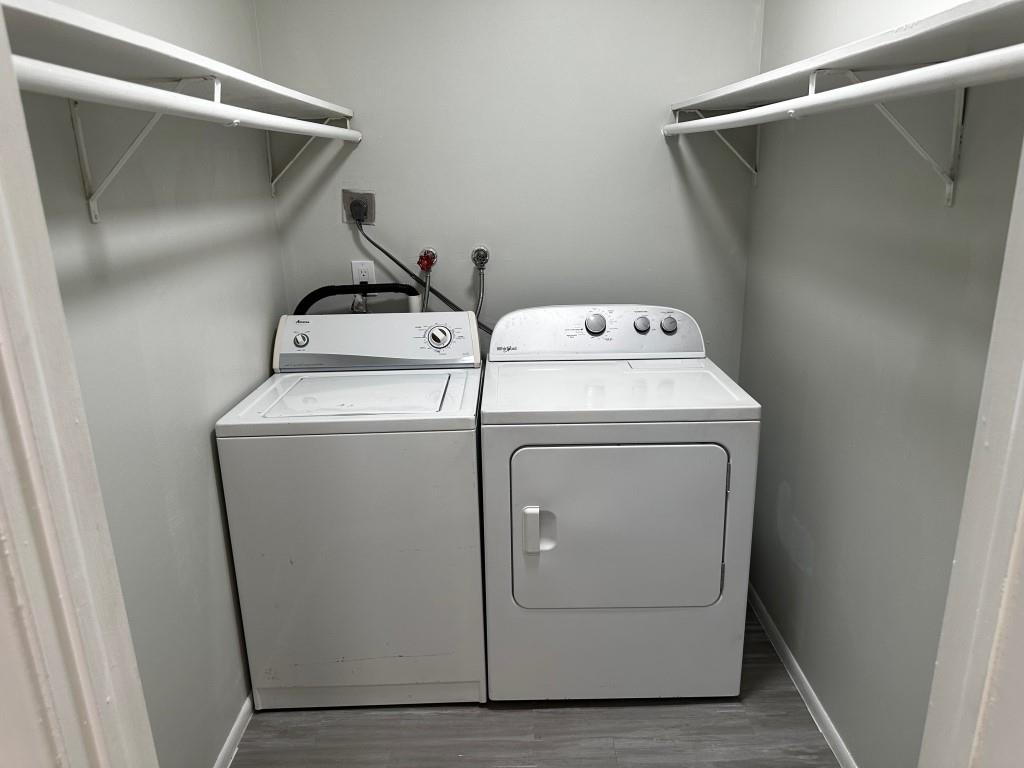Dixie Way 12-4 B - Residential Lease
