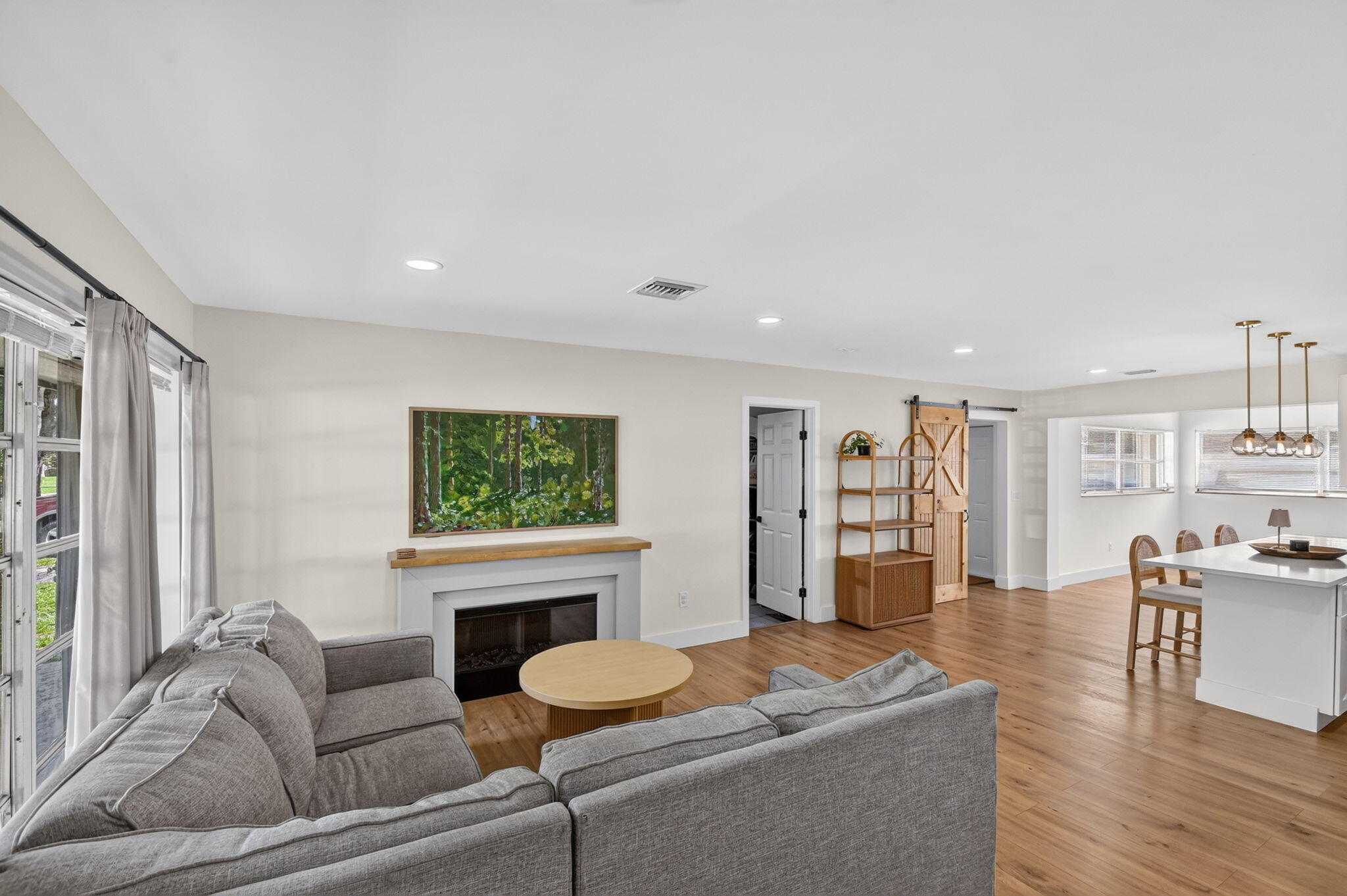 432 W Shadyside Circle