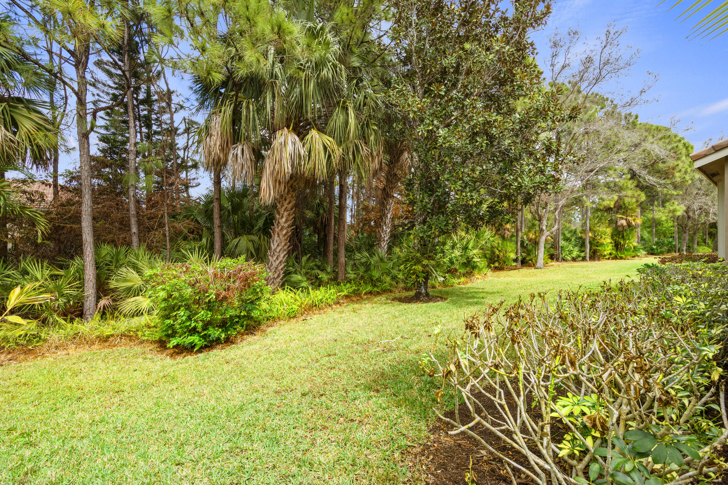 MAIDSTONE in PGA Village - Residential