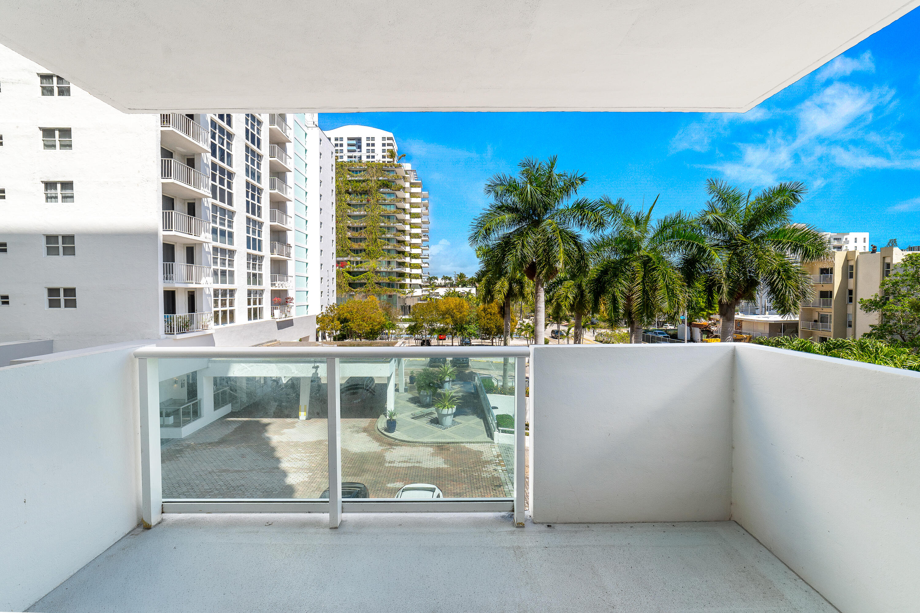 MIRADOR 1200 CONDO - Residential