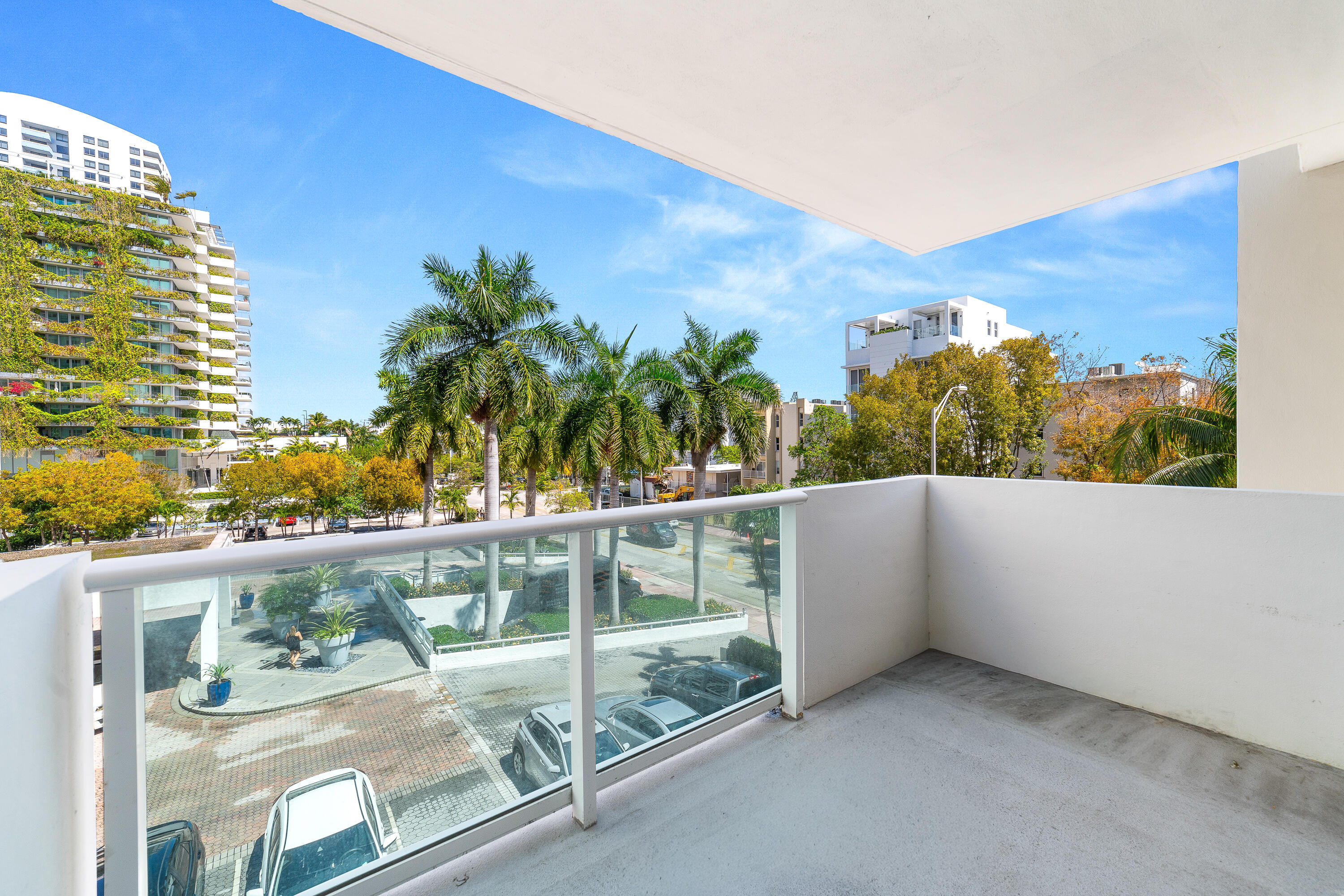 MIRADOR 1200 CONDO - Residential