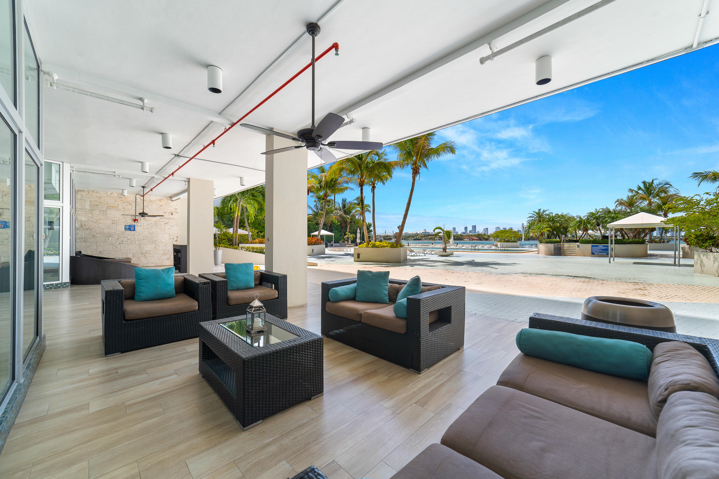 MIRADOR 1200 CONDO - Residential