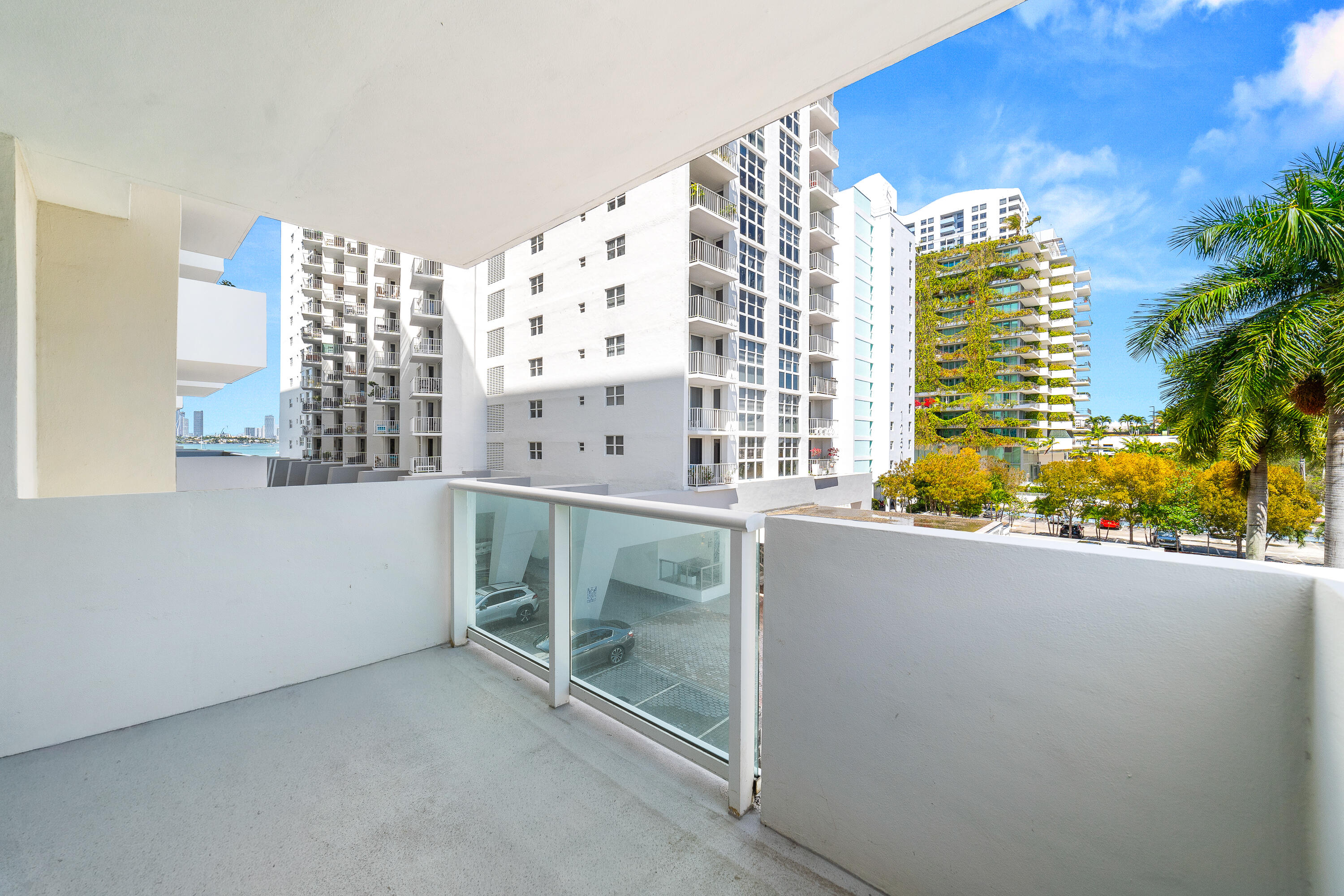 MIRADOR 1200 CONDO - Residential