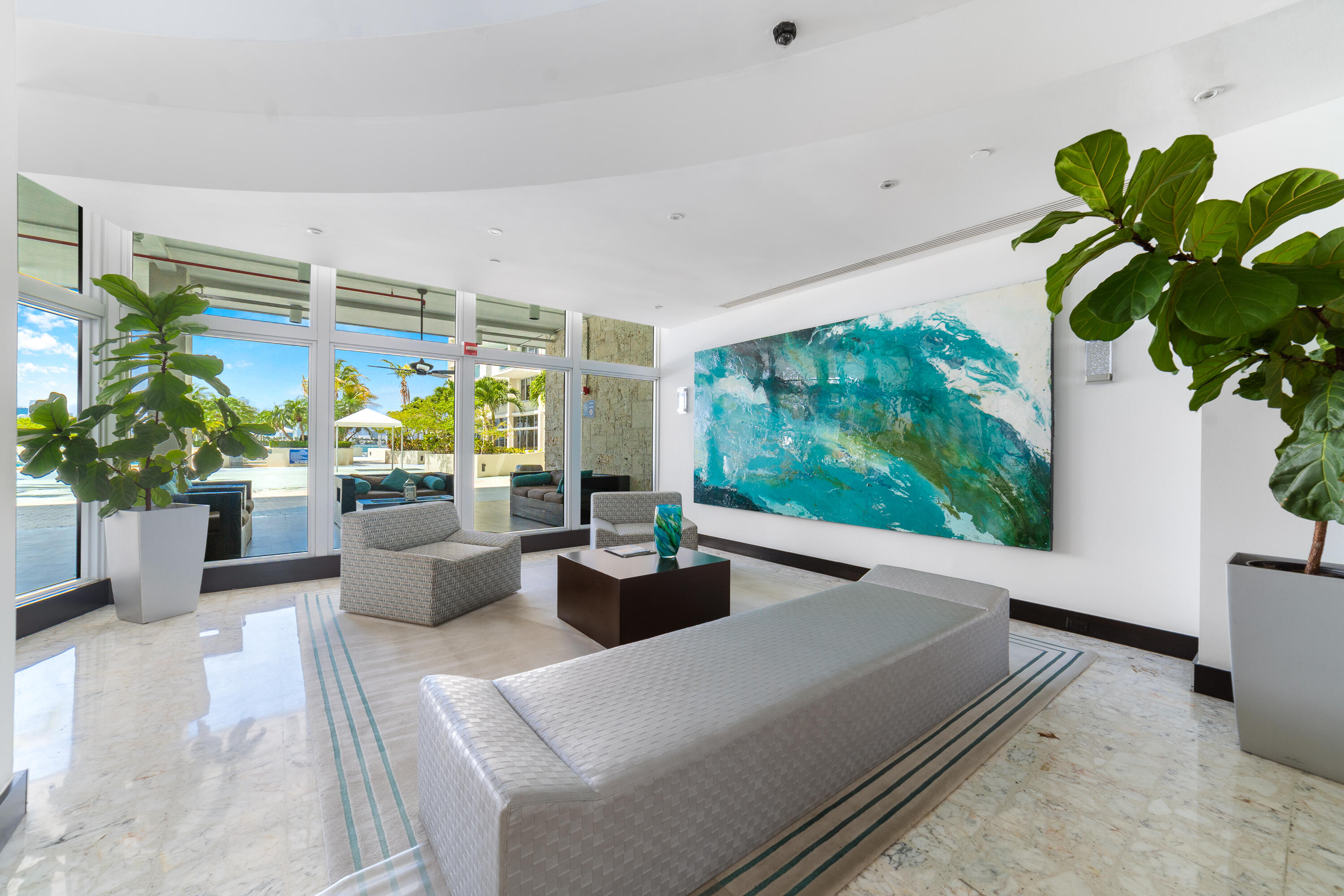 MIRADOR 1200 CONDO - Residential