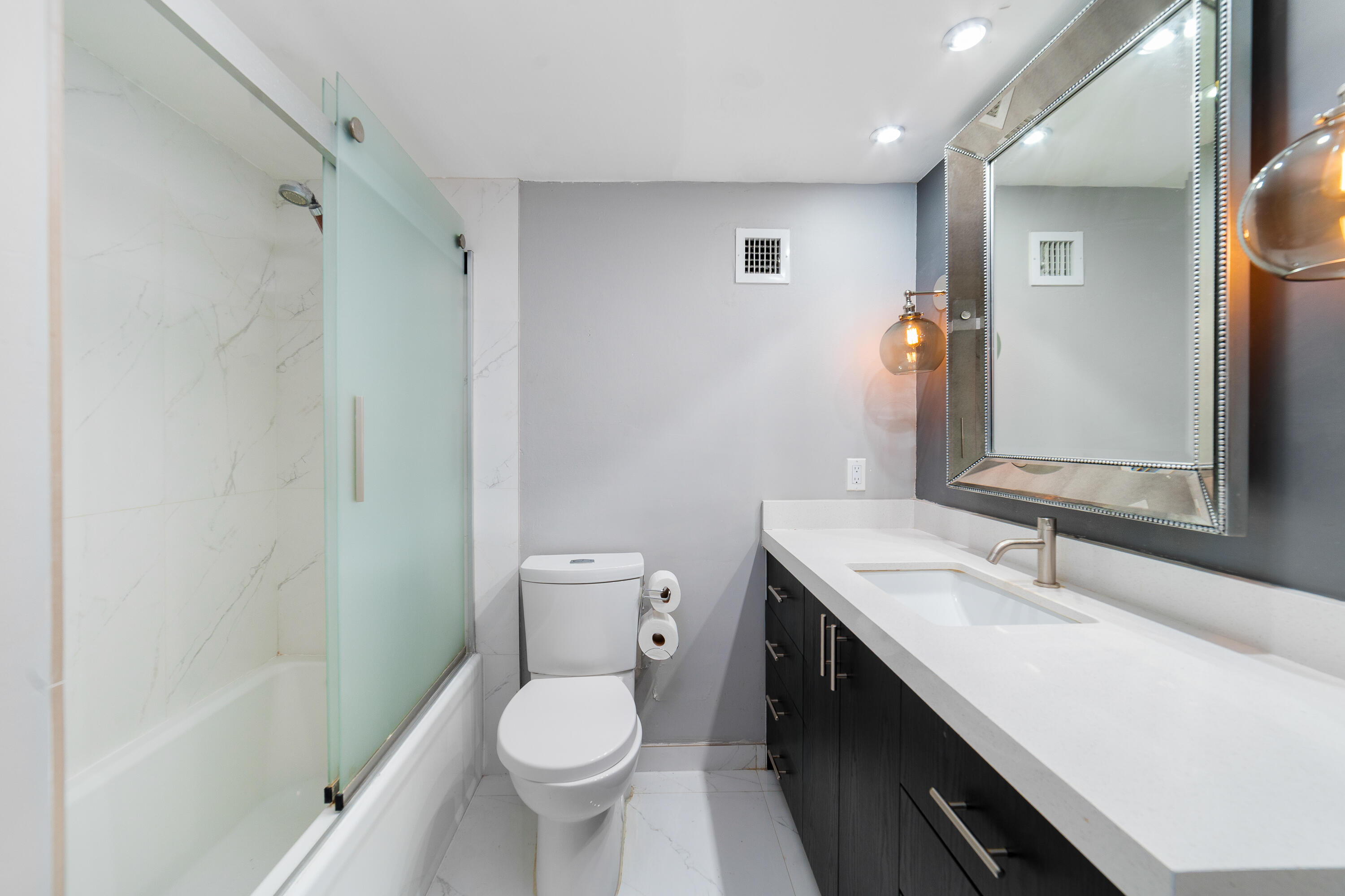 MIRADOR 1200 CONDO - Residential