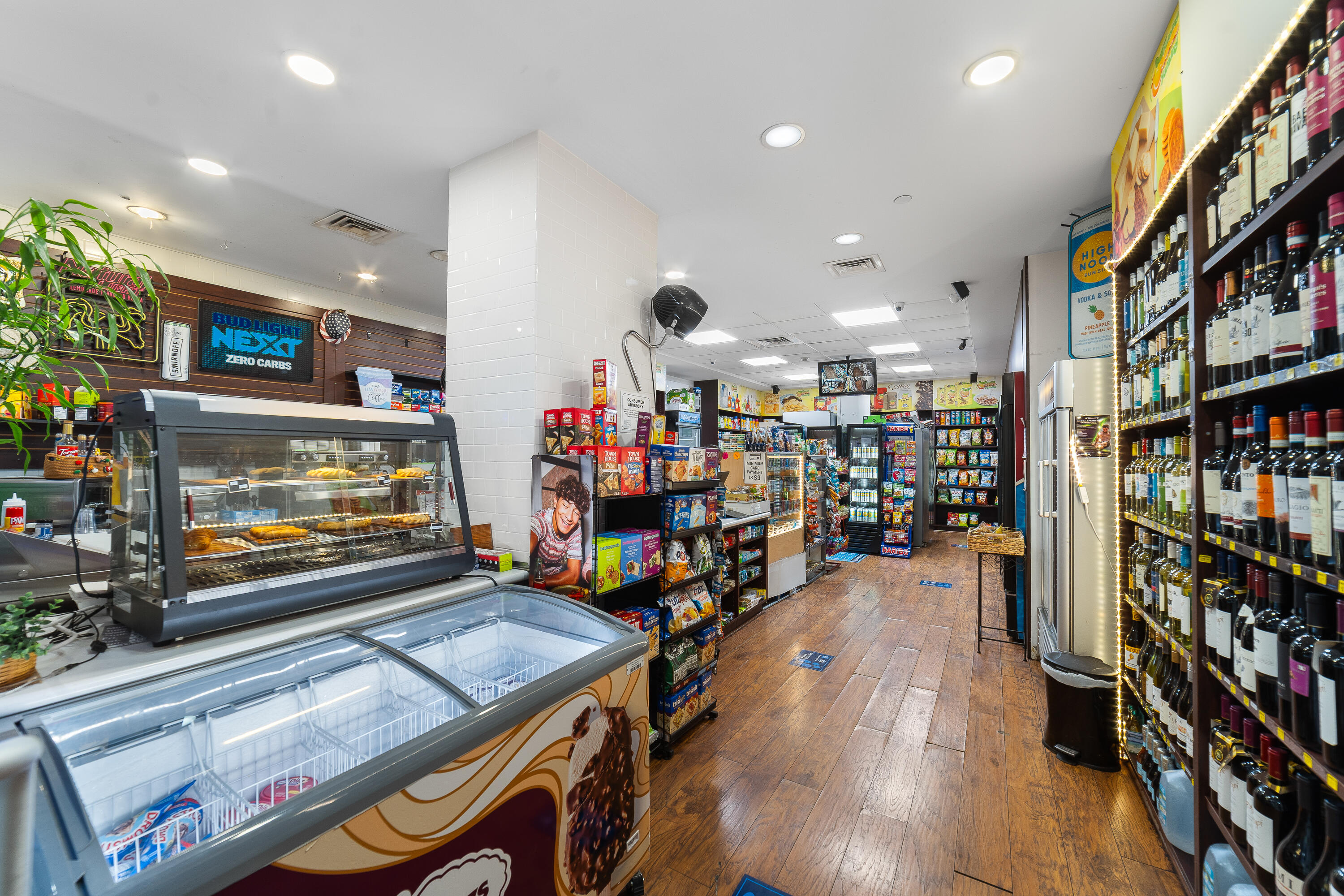 MIRADOR 1200 CONDO - Residential