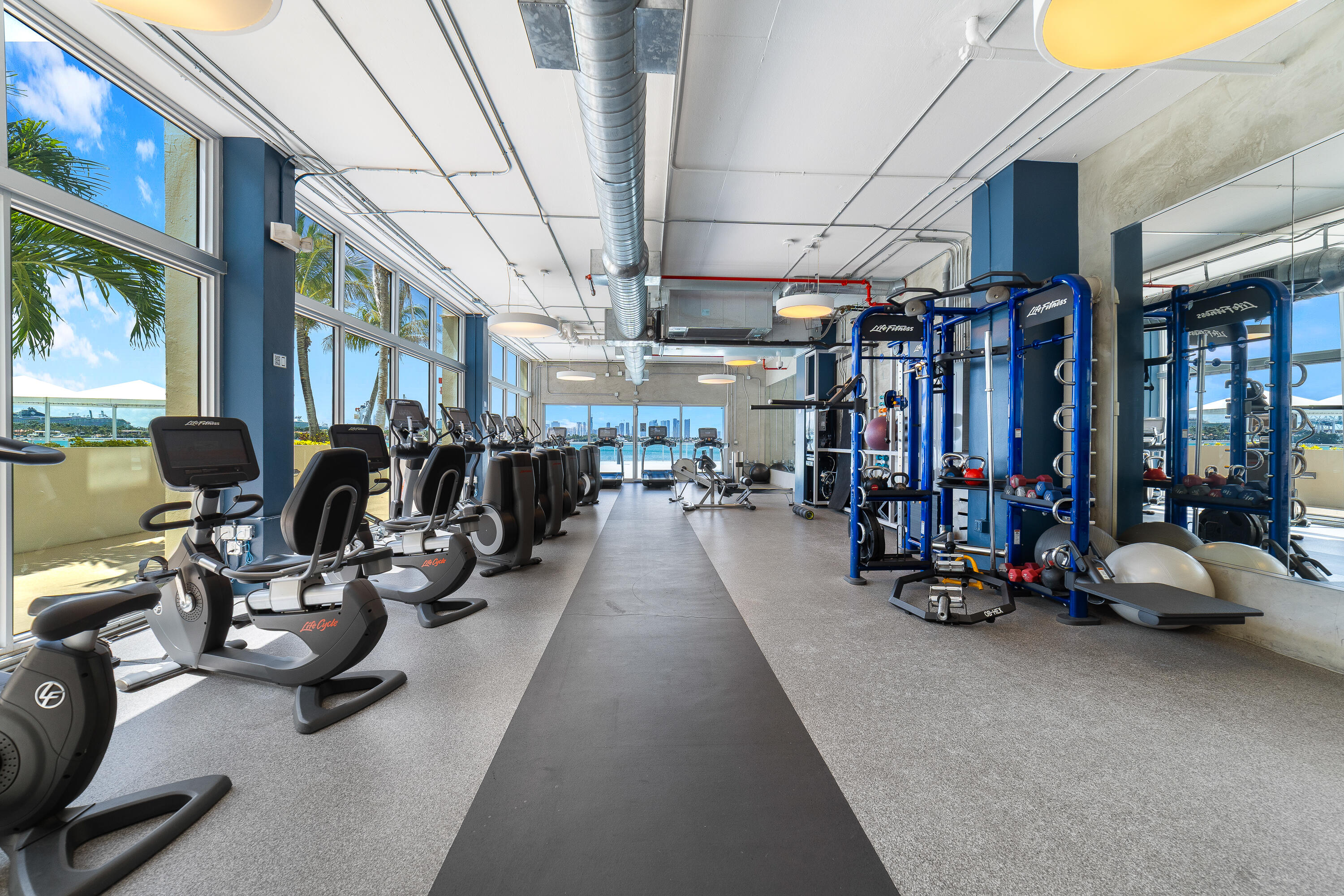 MIRADOR 1200 CONDO - Residential