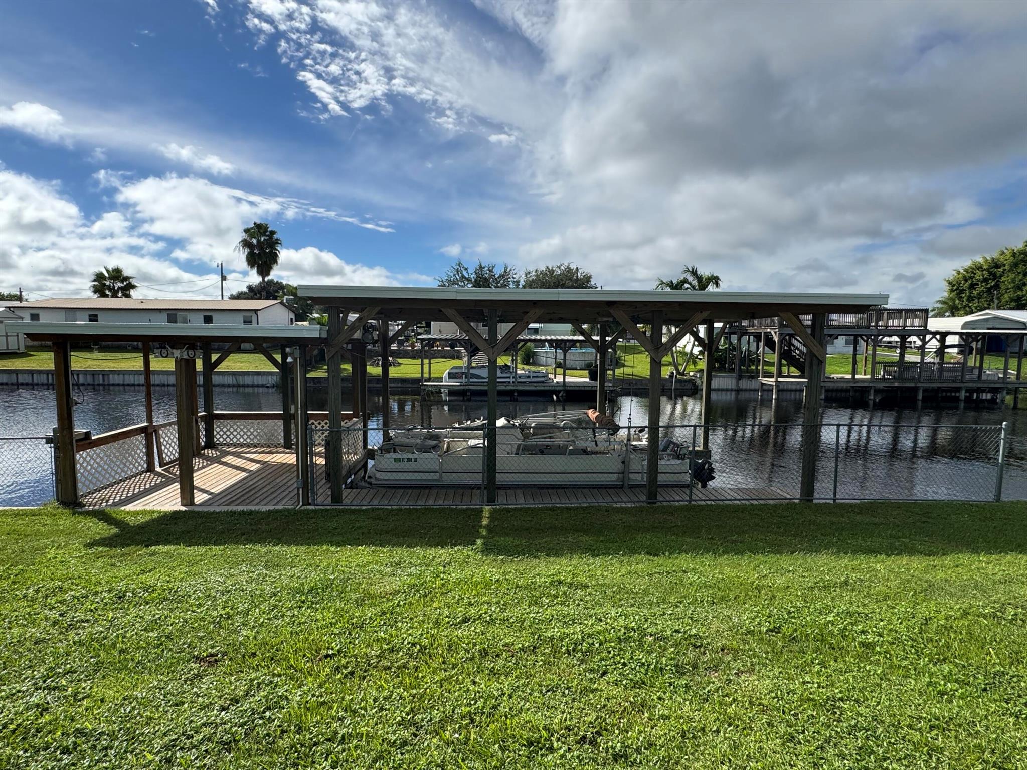 TAYLOR CREEK - Residential