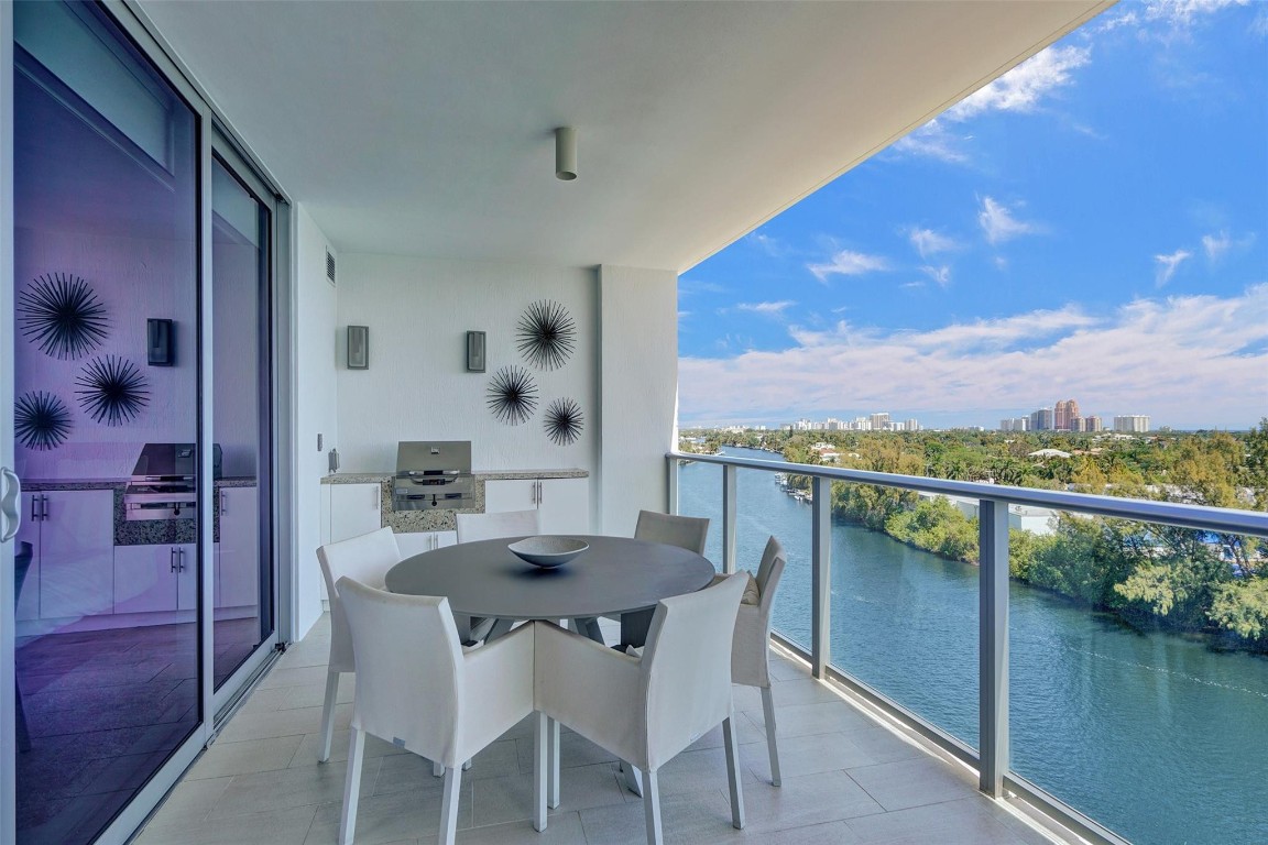 1180 N Federal Highway 804