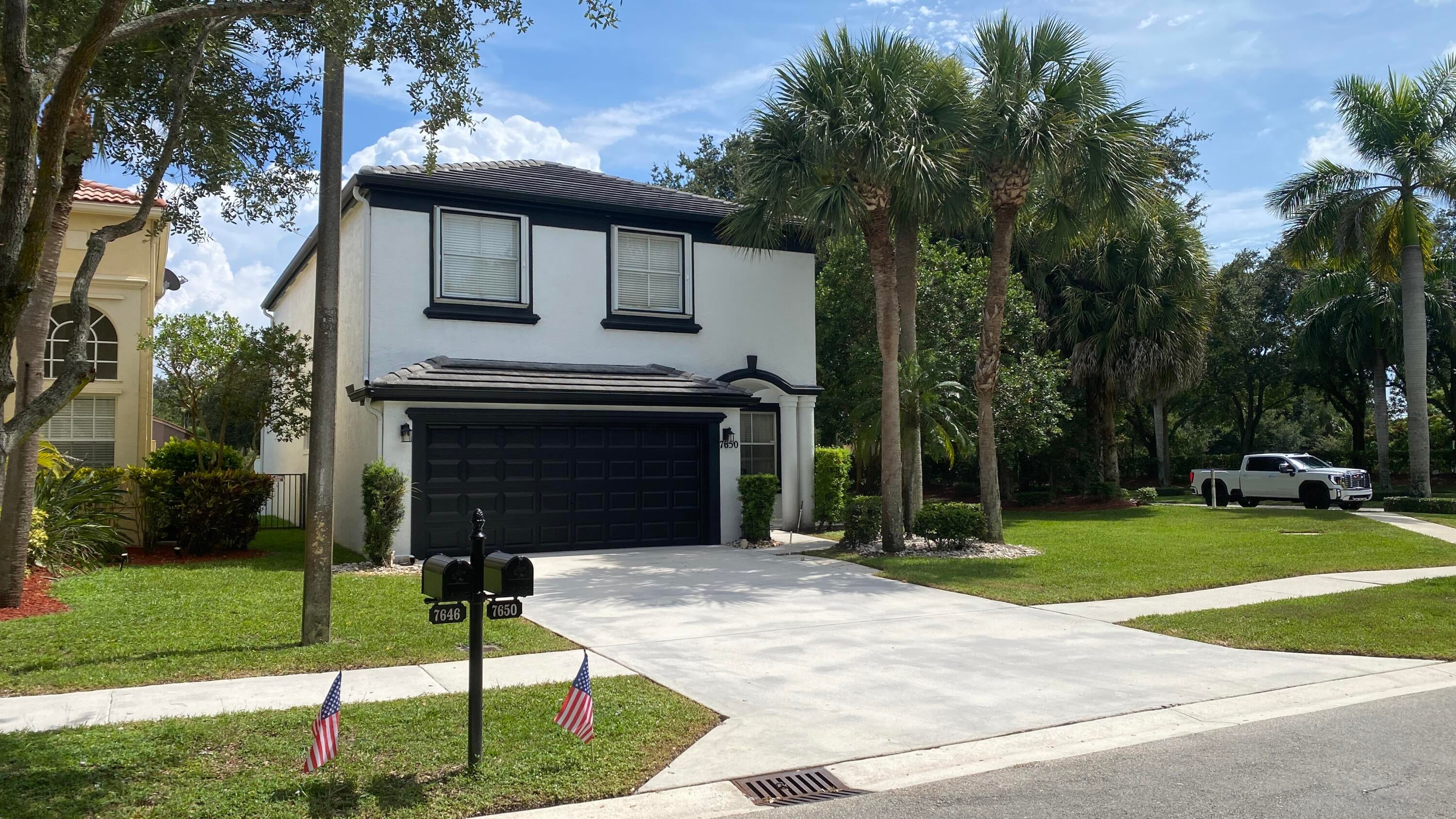 7650 OAK GROVE Circle