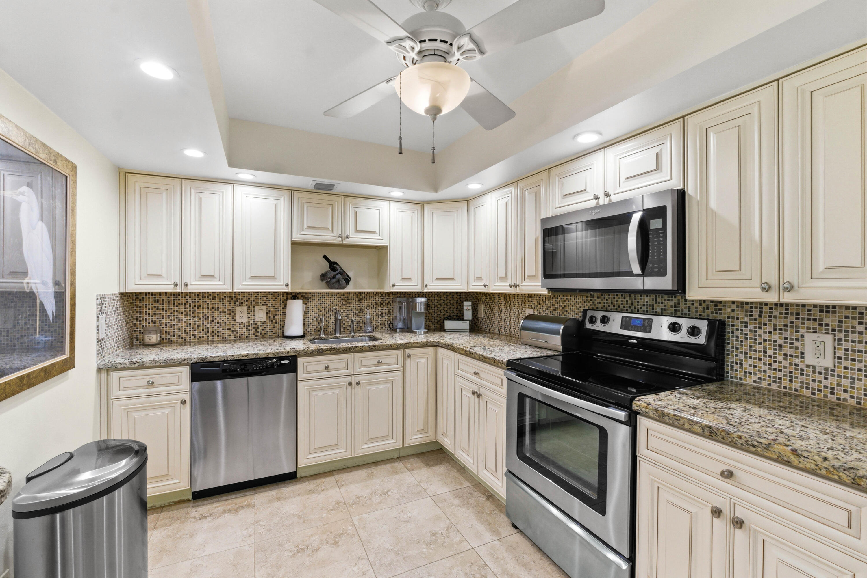 NO 70 PALM-AIRE COUNTRY CLUB - Residential