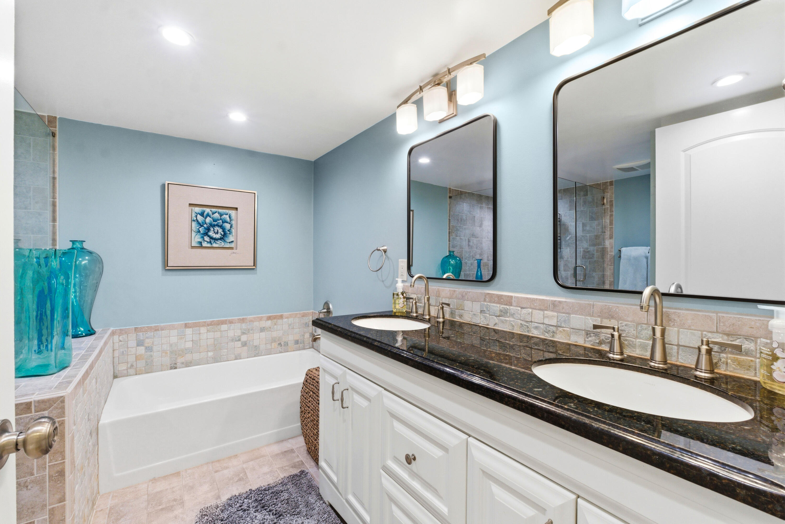 NO 70 PALM-AIRE COUNTRY CLUB - Residential