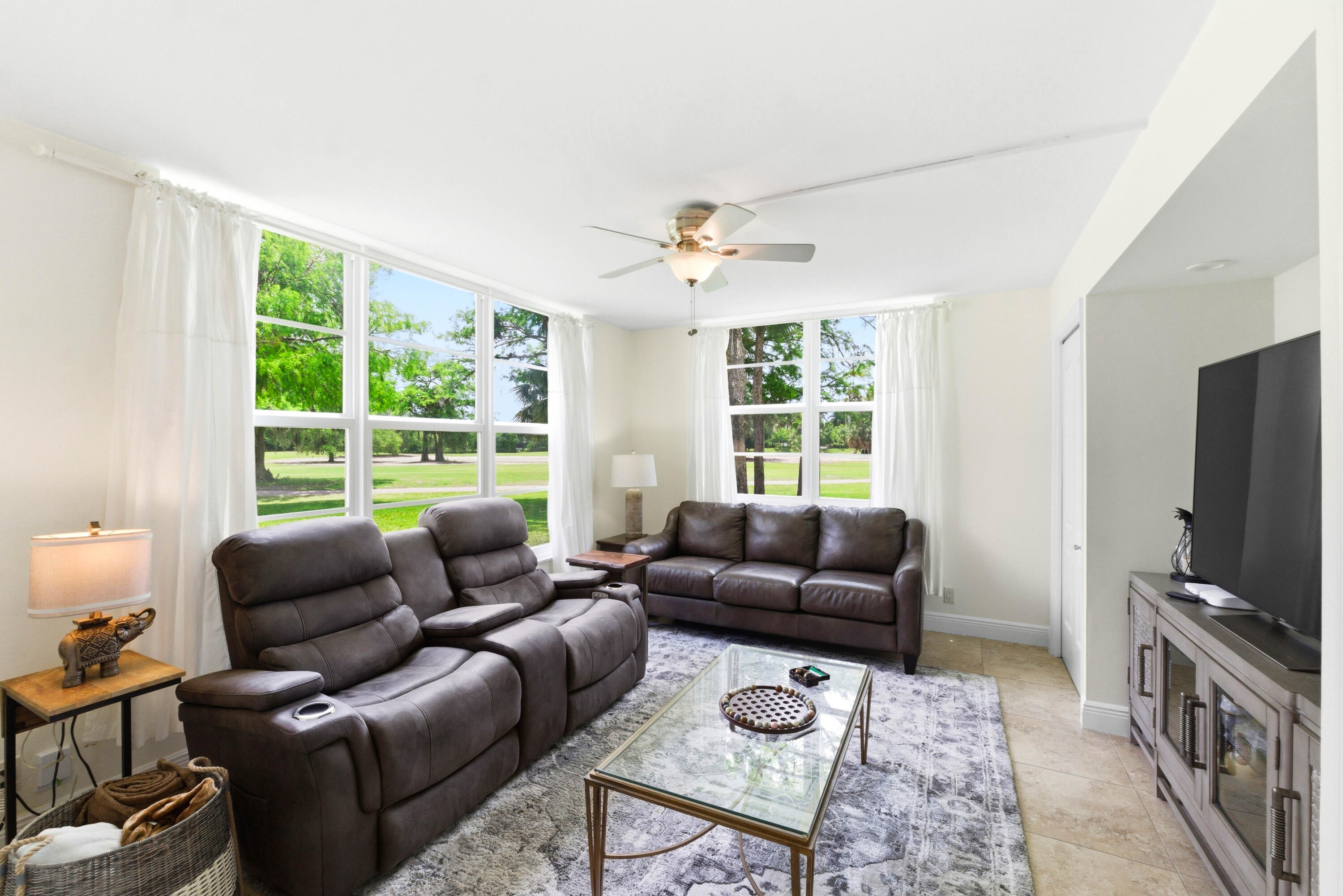 NO 70 PALM-AIRE COUNTRY CLUB - Residential