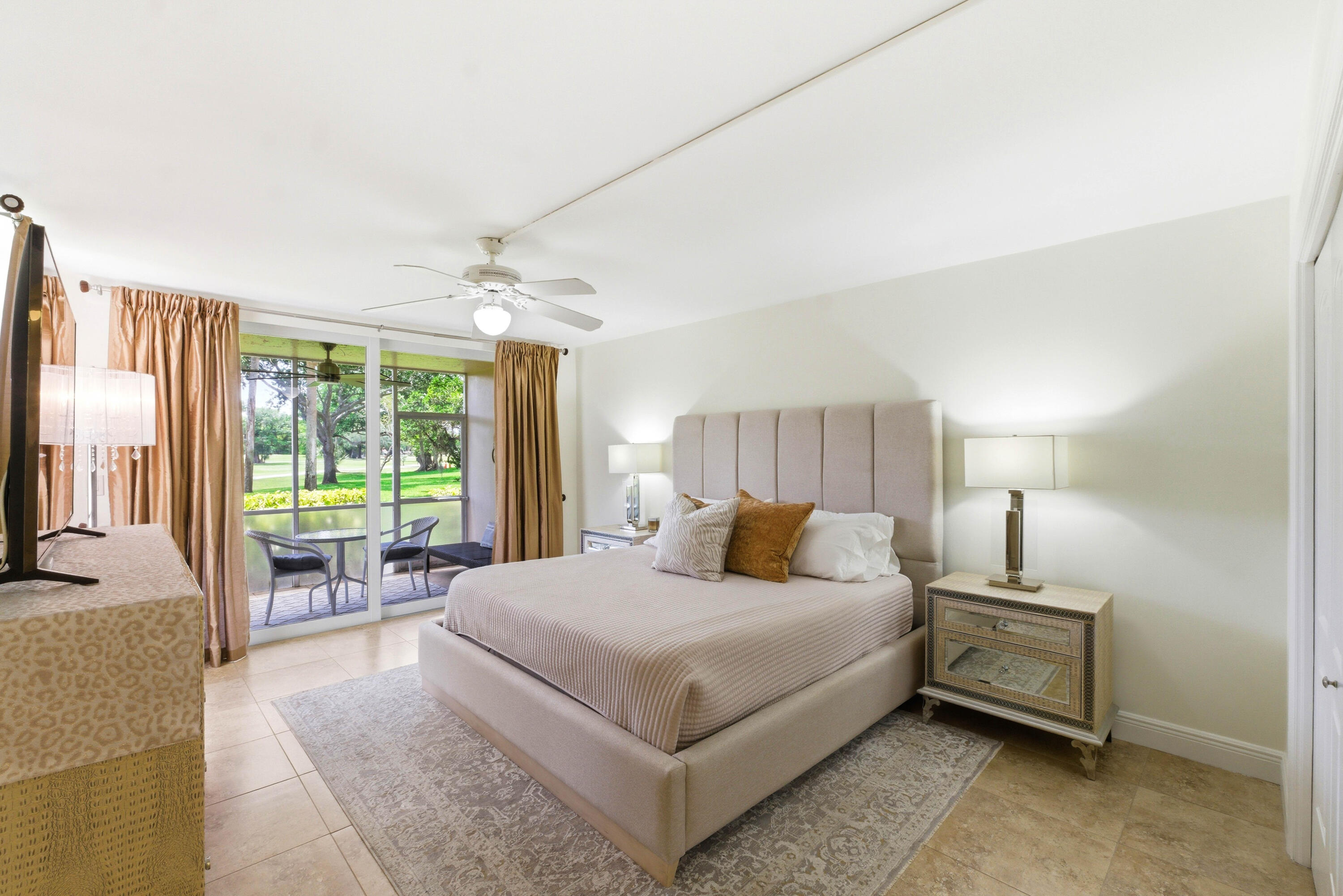 NO 70 PALM-AIRE COUNTRY CLUB - Residential